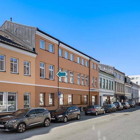 Ny Sentral Og Moderne Leilighet Kristiansand Exterior foto